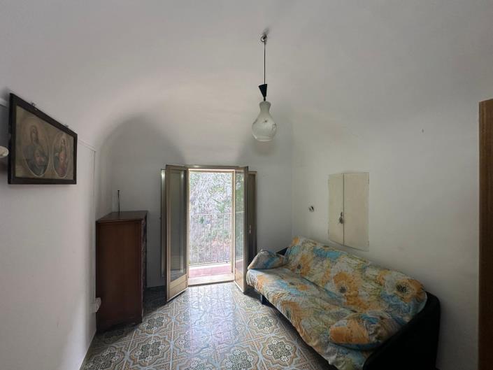 Image No.19-2 Bed Apartment for sale