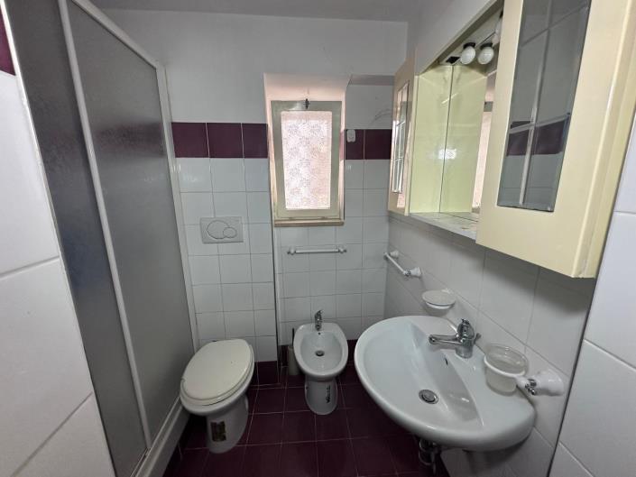 Image No.22-2 Bed Apartment for sale
