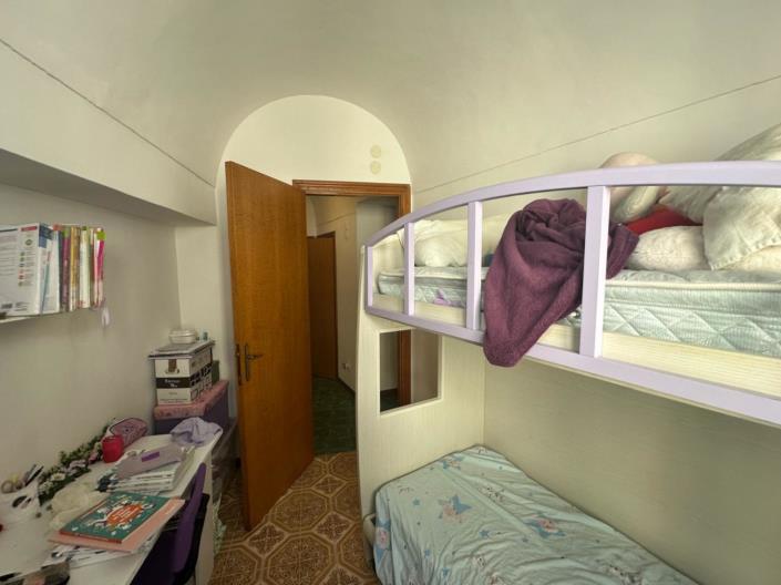 Image No.18-2 Bed Apartment for sale