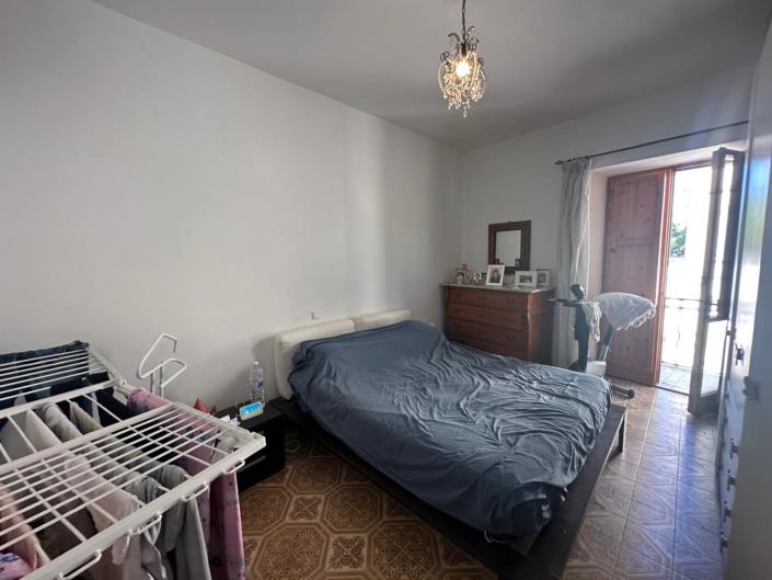 Image No.20-2 Bed Apartment for sale