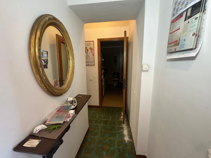 Image No.23-2 Bed Apartment for sale