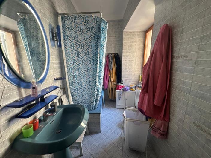 Image No.25-2 Bed Apartment for sale