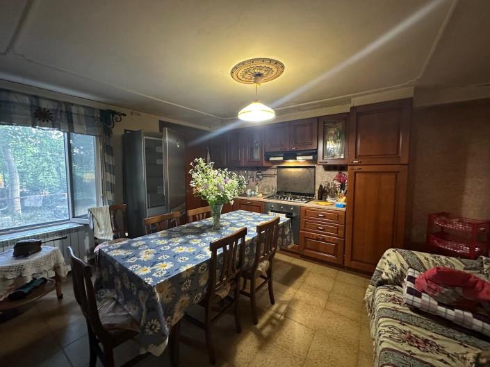 Image No.8-3 Bed Property for sale
