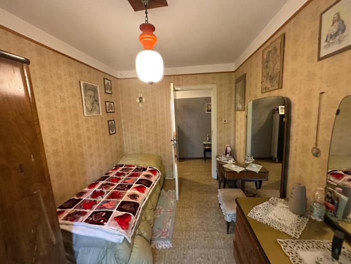 Image No.23-3 Bed Property for sale