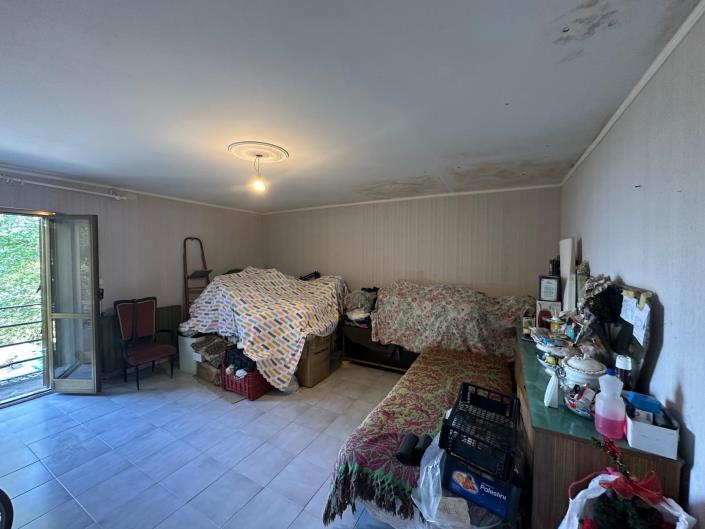 Image No.27-3 Bed Property for sale