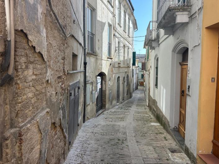 Image No.2-Propriété de 3 chambres à vendre à Penne