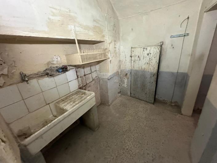 Image No.21-Propriété de 3 chambres à vendre à Penne