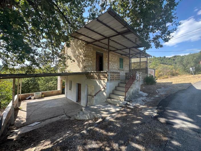Image No.2-2 Bed House for sale
