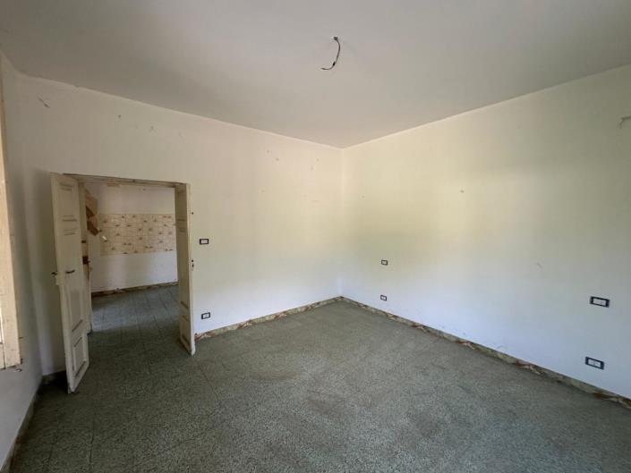 Image No.15-2 Bed House for sale