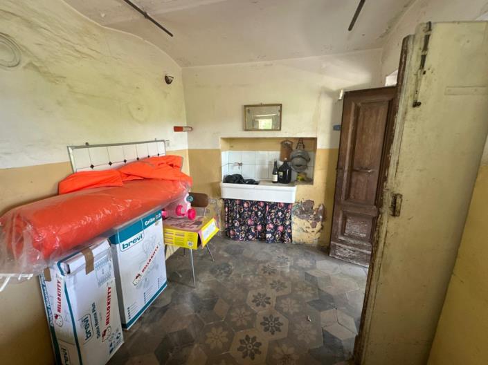 Image No.27-2 Bed House for sale