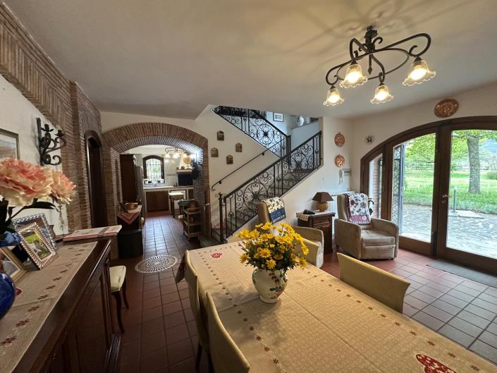 Image No.26-4 Bed Property for sale