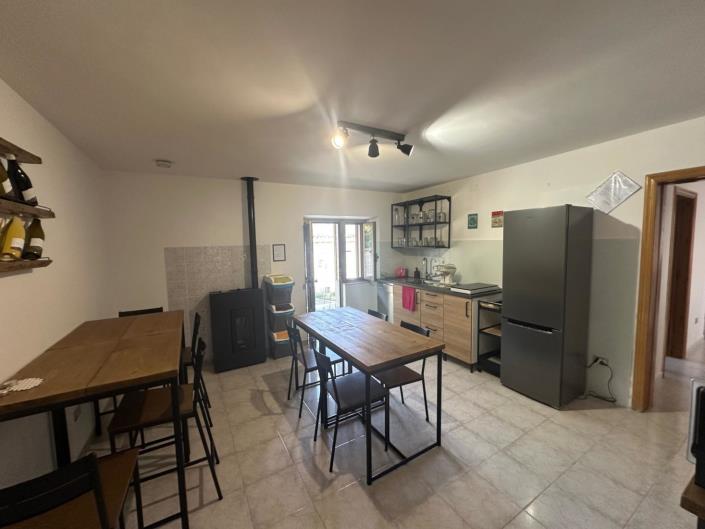 Image No.9-3 Bed Property for sale