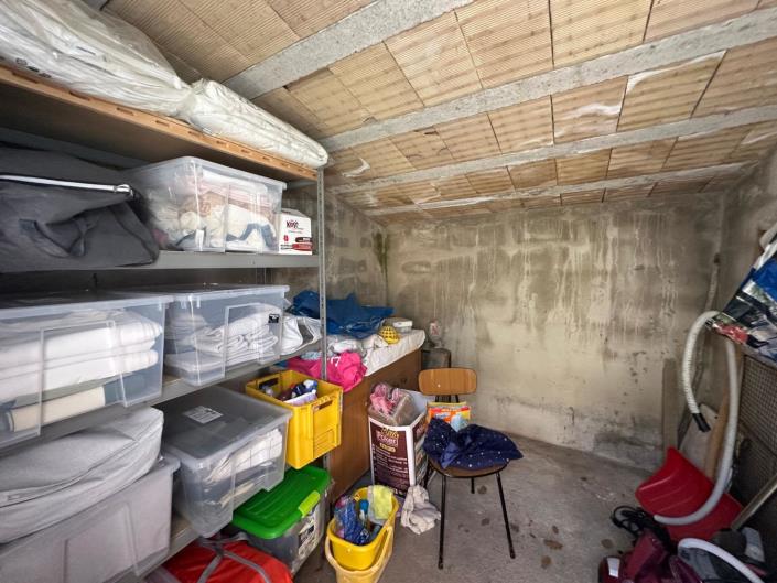 Image No.23-3 Bed Property for sale