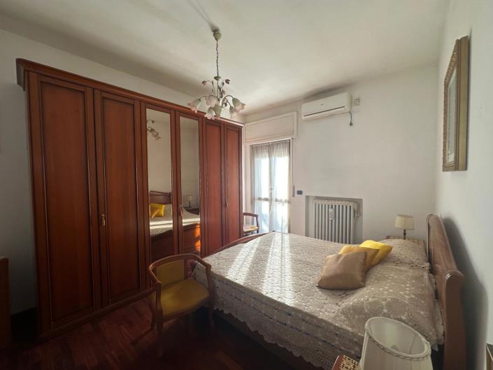 Image No.13-1 Bed Apartment for sale