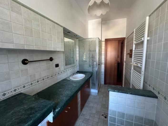 Image No.17-1 Bed Apartment for sale