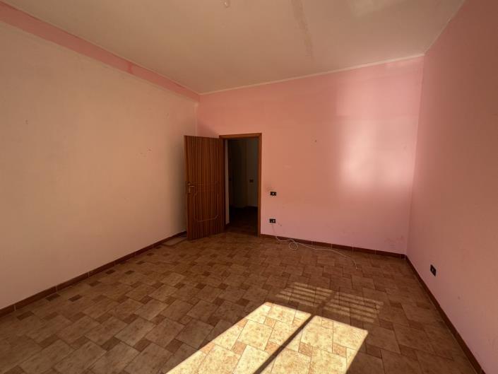Image No.14-3 Bed Property for sale