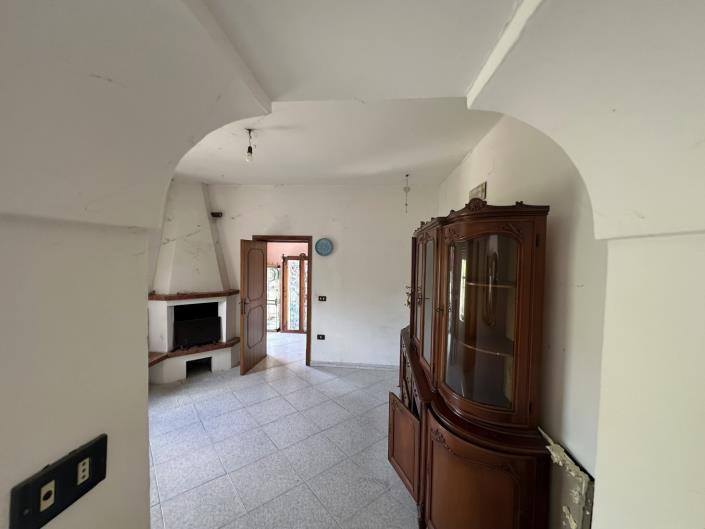 Image No.24-3 Bed Property for sale