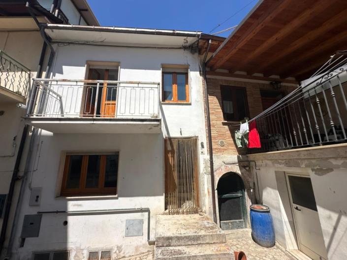 Image No.2-2 Bed House for sale
