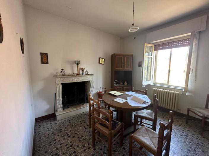 Image No.10-2 Bed Villa / Detached for sale