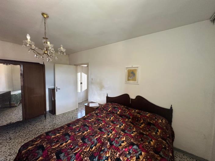 Image No.22-2 Bed Property for sale