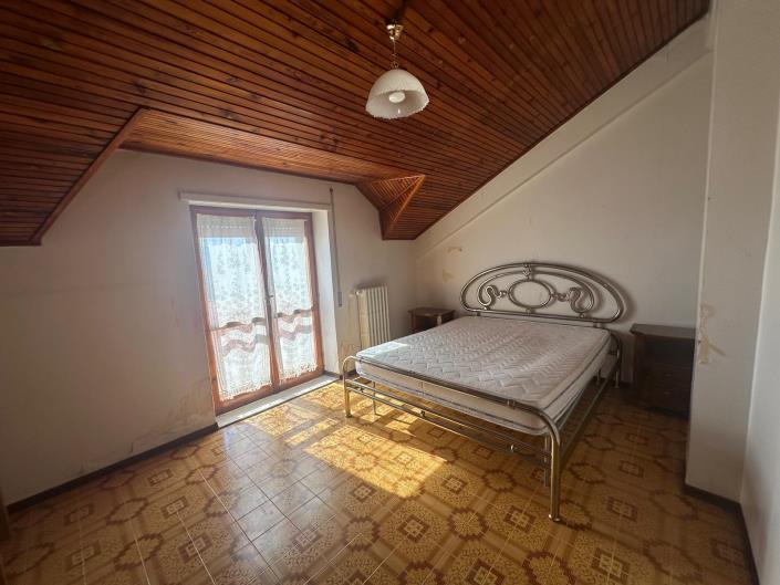 Image No.22-4 Bed Apartment for sale