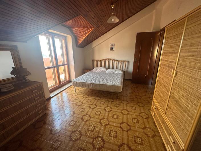 Image No.25-4 Bed Apartment for sale