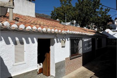 288-village-house-for-sale-in-vinuela-1-large