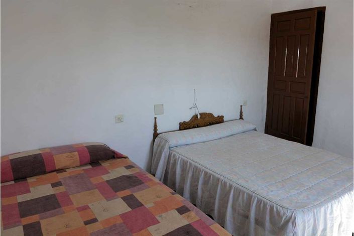 Image No.16-3 Bed Village House for sale