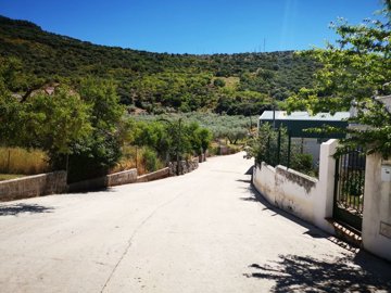 991-land-for-sale-in-periana-26967-large
