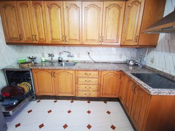 1048-village-house-for-sale-in-rio-bermuza-29