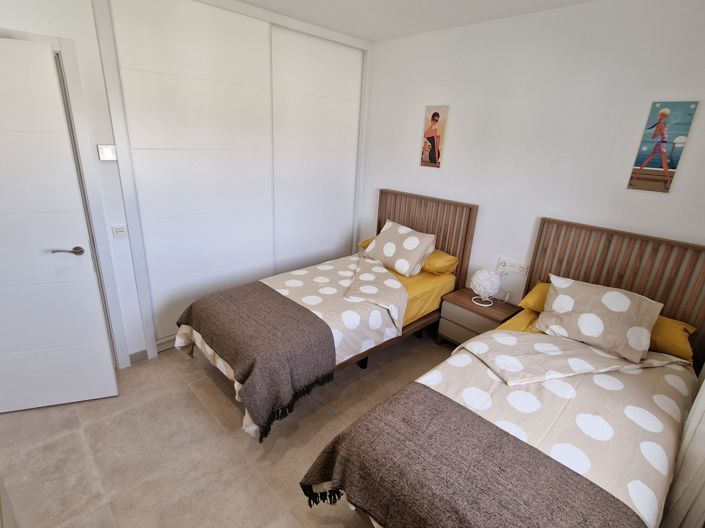 Image No.25-3 Bed Villa for sale