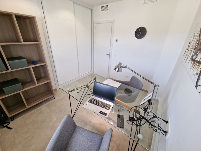 Image No.26-3 Bed Villa for sale