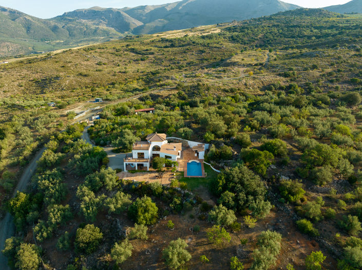 Image No.6-4 Bed Villa for sale