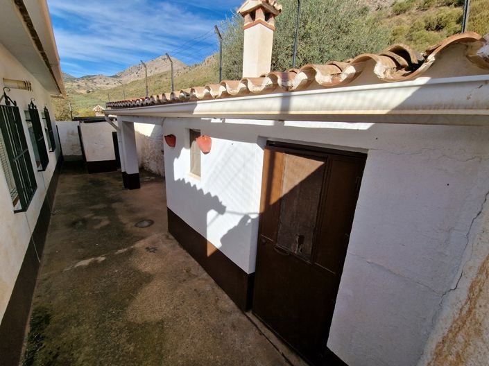 Image No.20-3 Bed Villa for sale