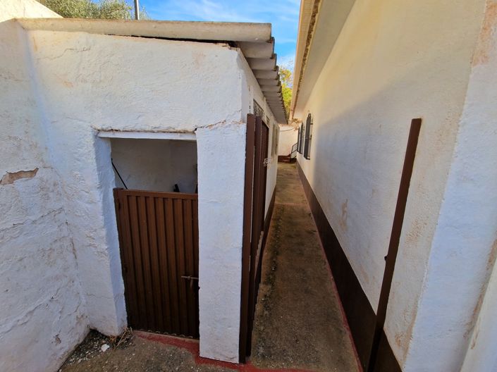 Image No.22-3 Bed Villa for sale