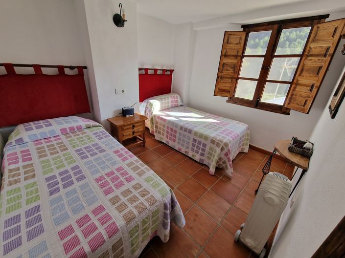 Image No.20-3 Bed Village House for sale