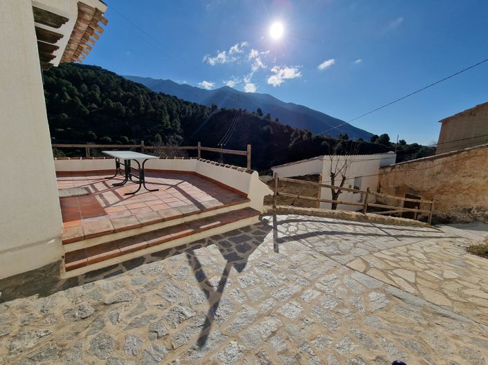 Image No.28-3 Bed Village House for sale