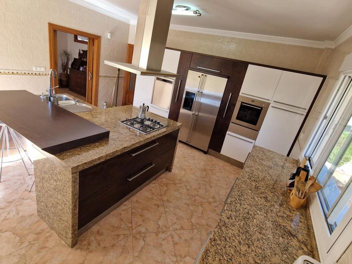 Image No.35-4 Bed Villa for sale