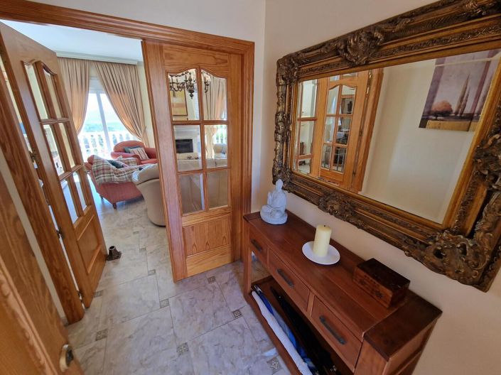 Image No.41-4 Bed Villa for sale