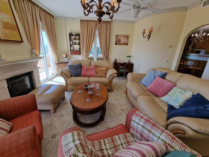 Image No.48-4 Bed Villa for sale