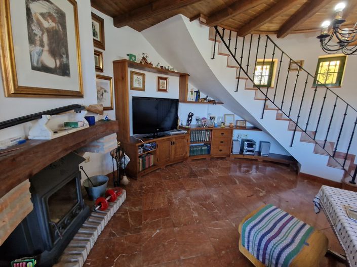 Image No.34-6 Bed Villa for sale