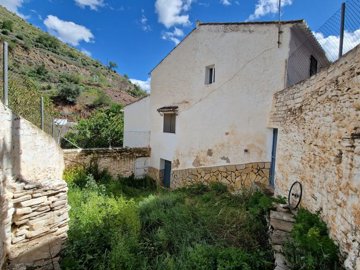 1271-village-house-for-sale-in-vinuela-42027-