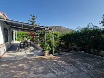 1302-villa-for-sale-in-alcaucin-43688-large