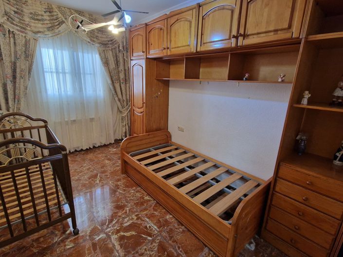 Image No.30-Villa de 4 chambres à vendre à Alcaucín