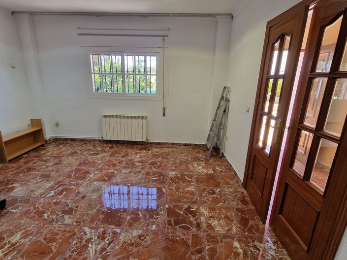 Image No.33-Villa de 4 chambres à vendre à Alcaucín