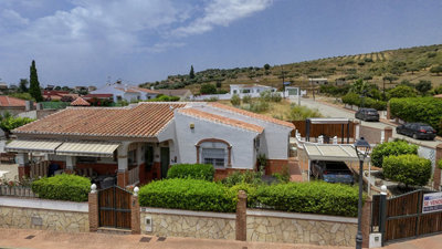 1328-villa-for-sale-in-venta-baja-47501-large