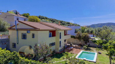 1332-villa-for-sale-in-vinuela-46845-large