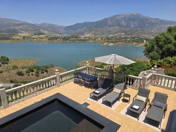 1333-villa-for-sale-in-vinuela-47451-large