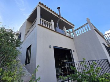 1333-villa-for-sale-in-vinuela-45322-large