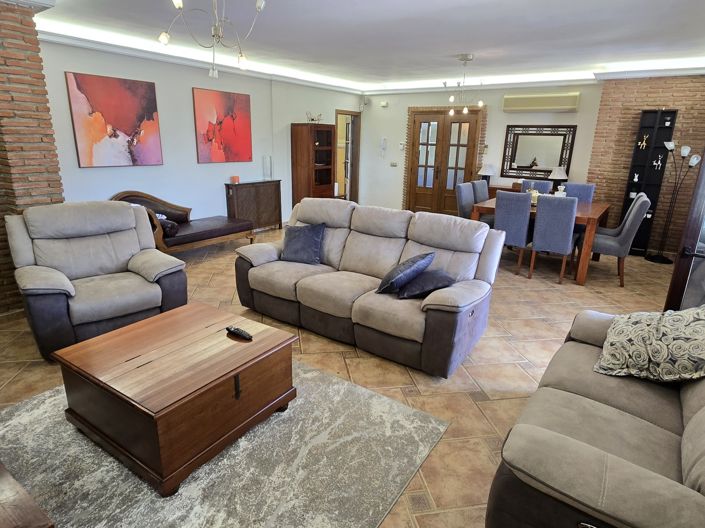 Image No.24-7 Bed Villa for sale